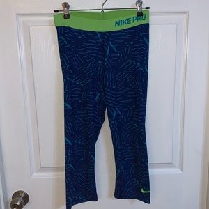 Nike Capri Leggings